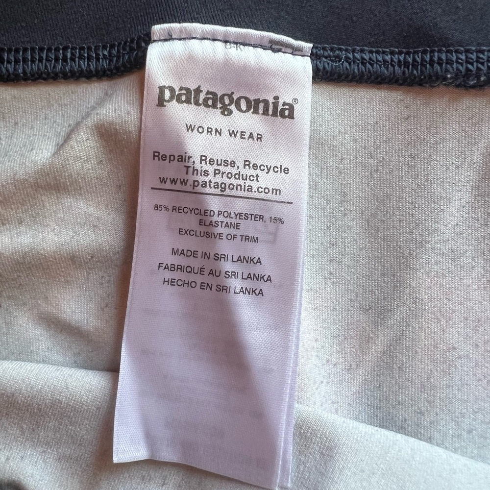 Women’s Patagonia Patterned Leggings Cropped 12” Size 12 - Picture 8 of 8